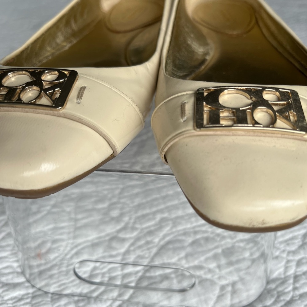 Coach Flats - Picture 9 of 10